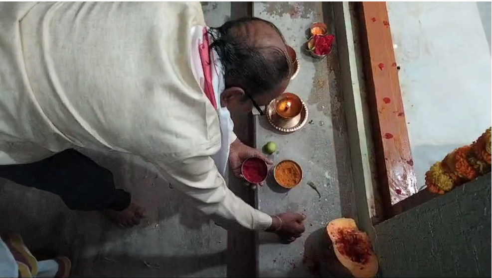  Inauguration of Senior Citizen Association building at 5.00 A.M. 